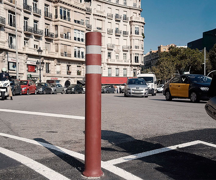 Stalpi flexibili A-Resist pentru pista de biciclete instalati Barcelona